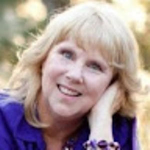 Meet your Posher, Carla